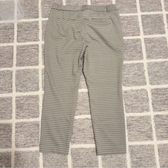 WHITE HOUSE BLACK MARKET - Dress pants - Picture 2 of 3